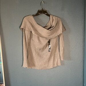 Banana Republic Off-Shoulder Sweater in Light Gray